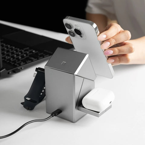 Qi2 3-in-1 Wireless Charger with Auto-Rotating Dock